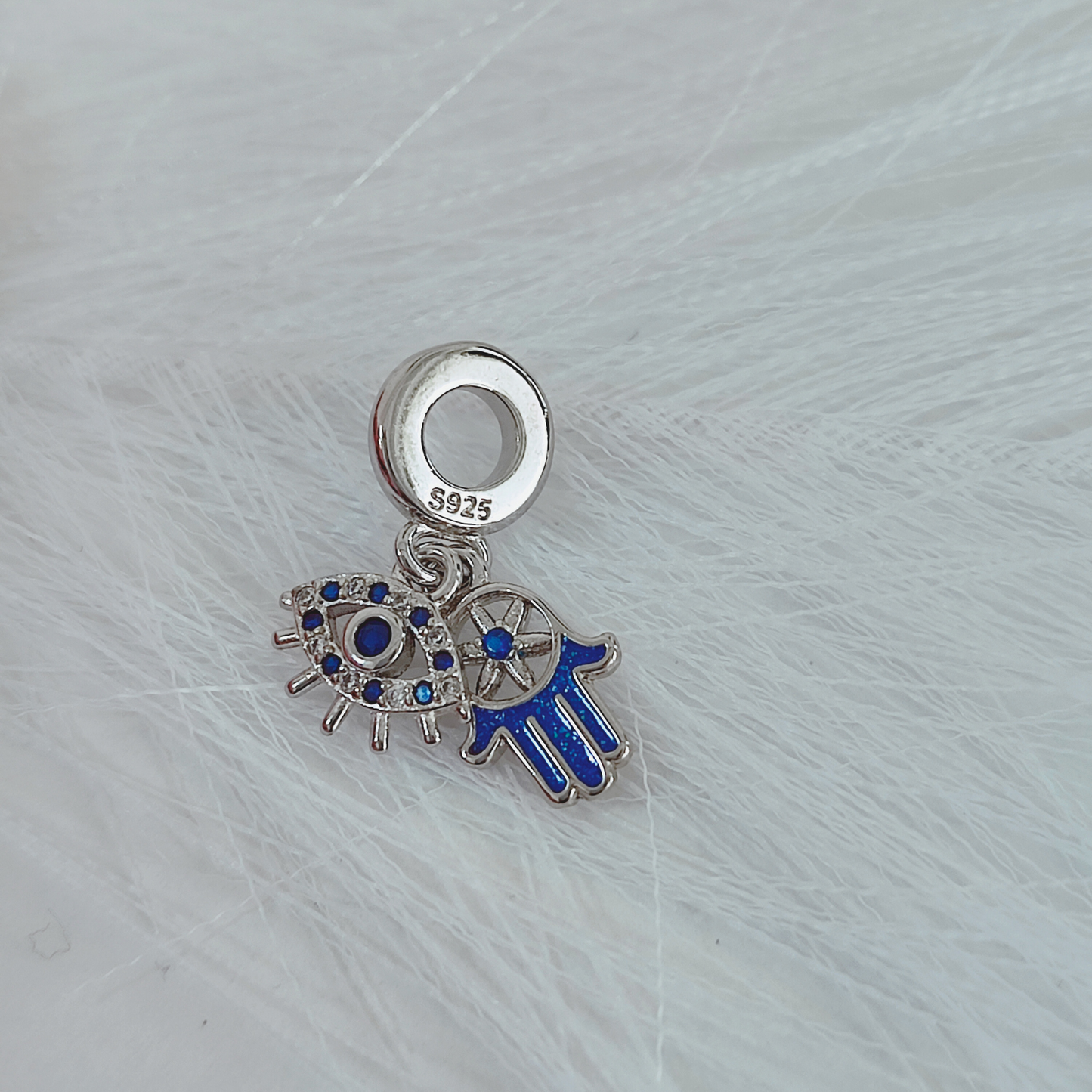 Charm Hamsa con Ojo y Mano Protectora