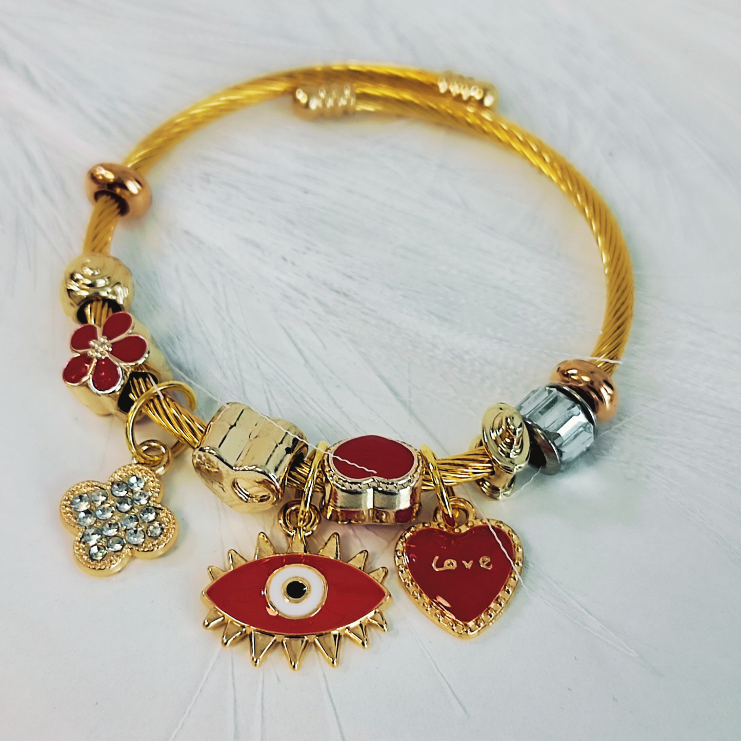 Pulsera belleza mística, dorada y rojo Personalizada